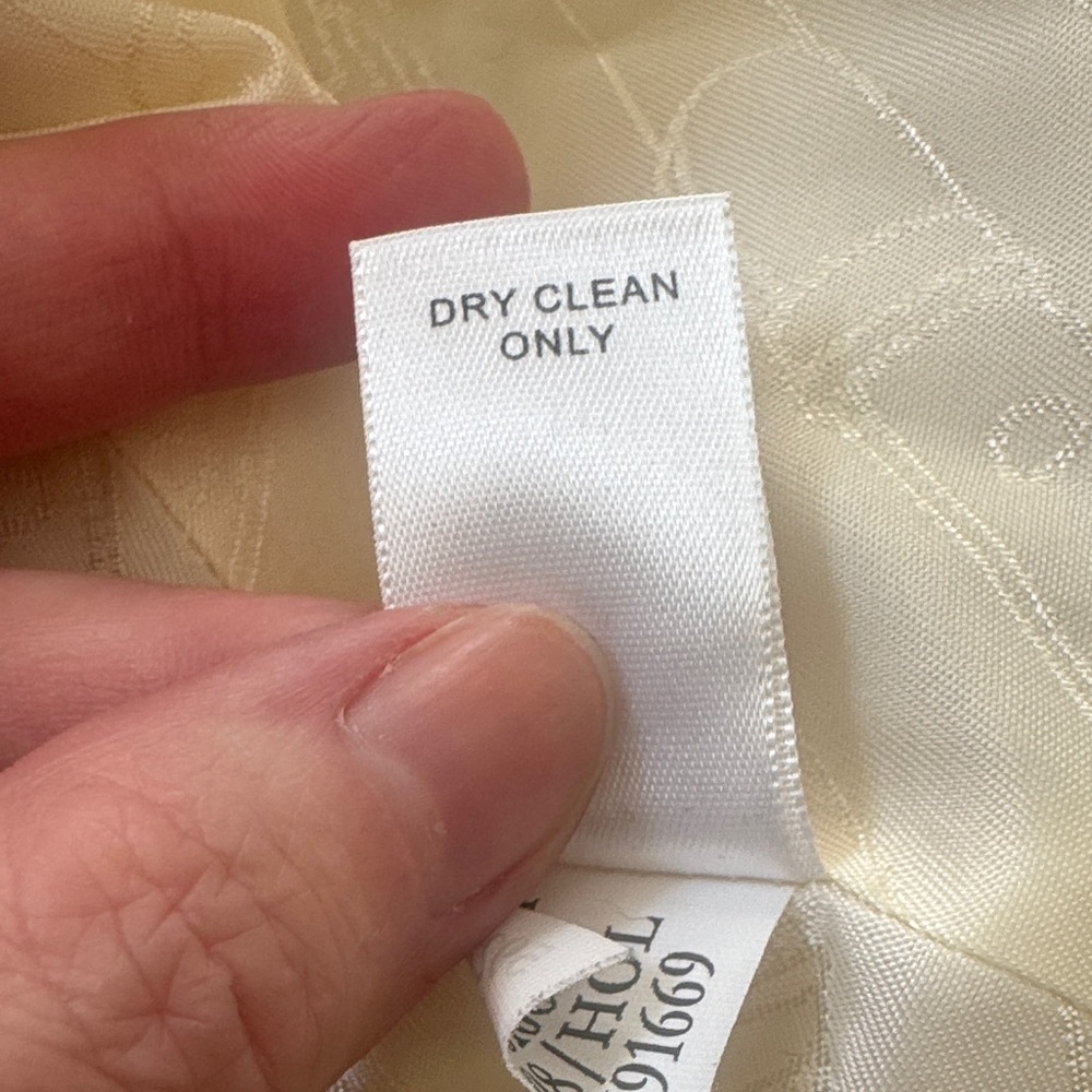 Banana Republic Light Beige Trench Coat - Picture 5 of 5